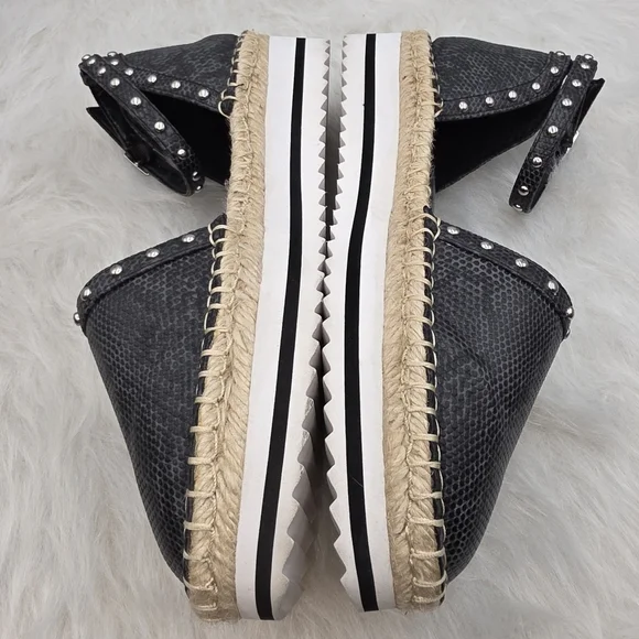 Jennifer Lopez Black Snakeskin Studed Espadrilles Size 7.5 - Picture 5 of 12